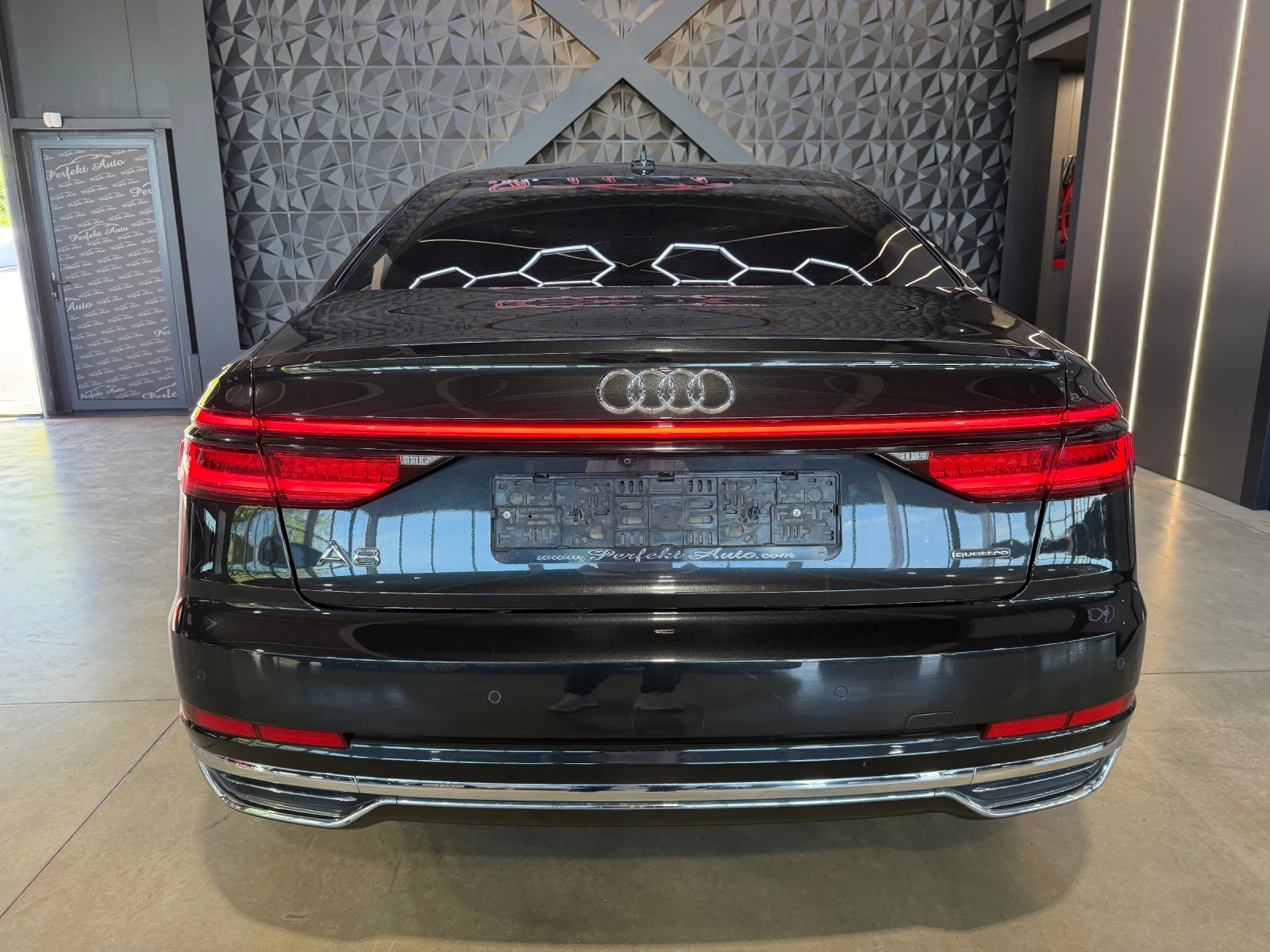 Audi A8 50 TDI QUATTRO S LINE * BANG & OLUFSEN * HEAD UP *, снимка 4 - Автомобили и джипове - 54648808