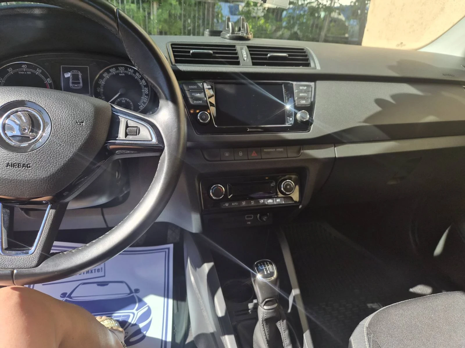 Skoda Fabia, снимка 9 - Автомобили и джипове - 54962338
