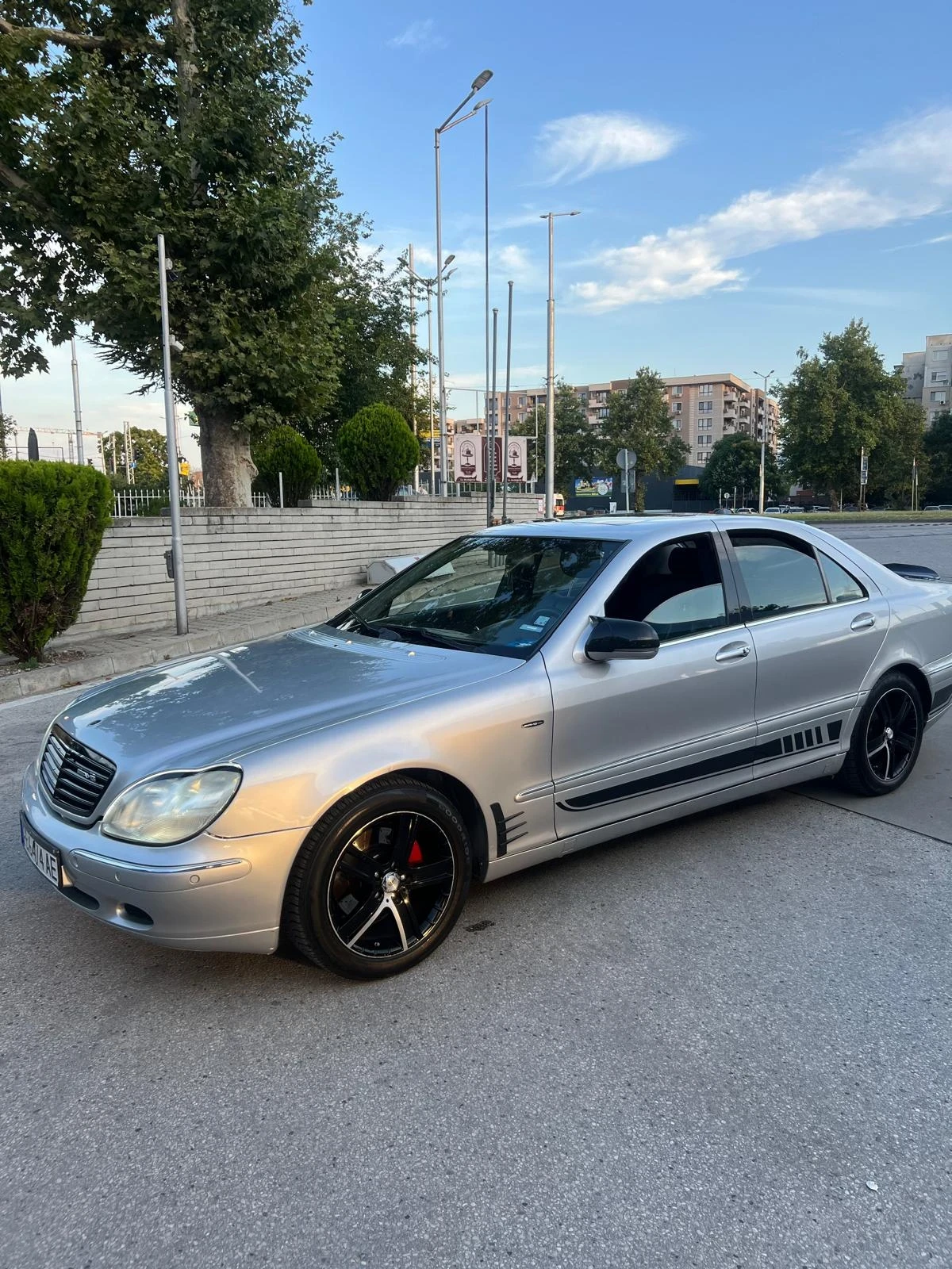 Mercedes-Benz S 320