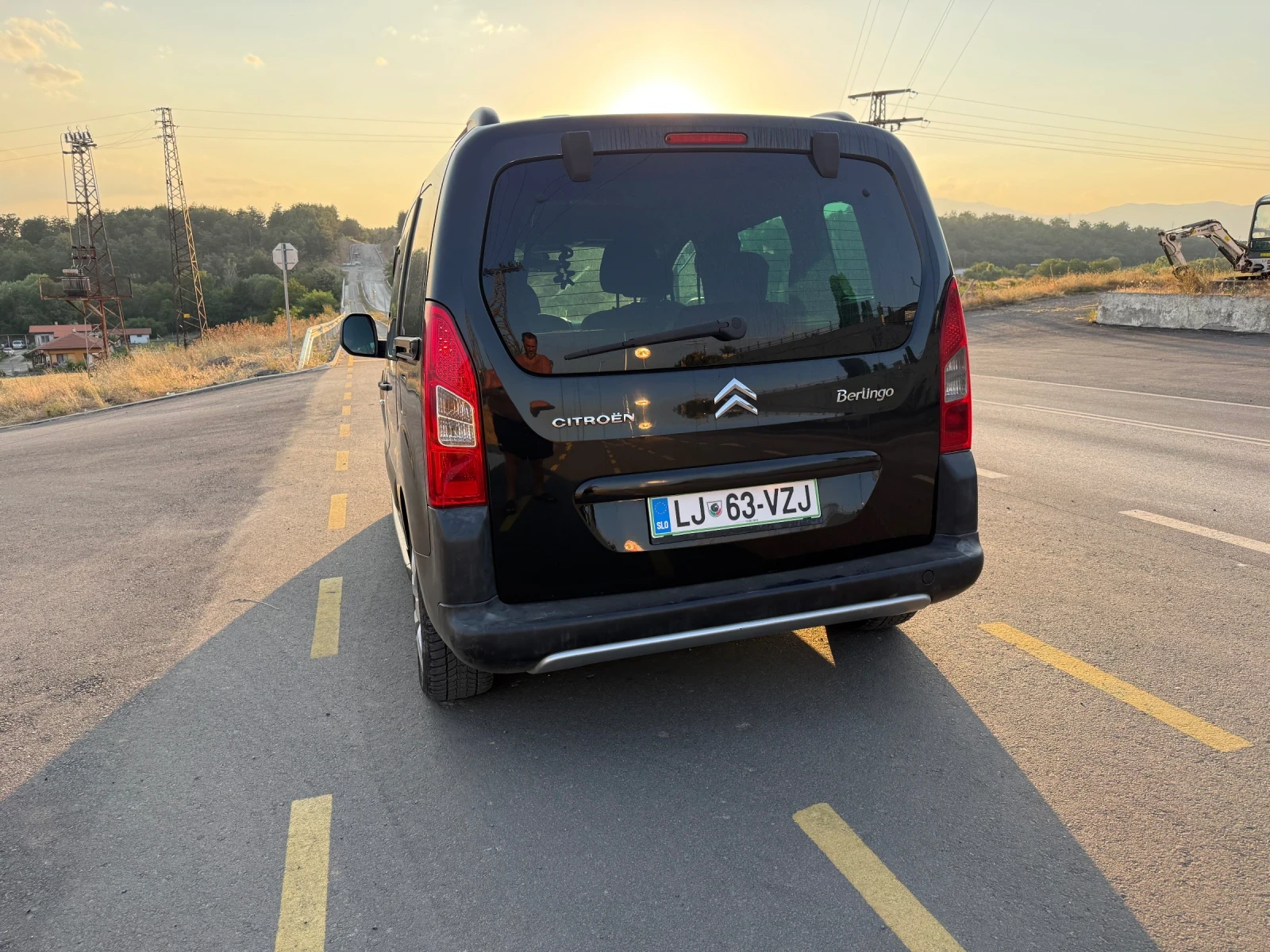 Citroen Berlingo 1.6HDI 110 XTR TOP, снимка 4 - Автомобили и джипове - 55589508
