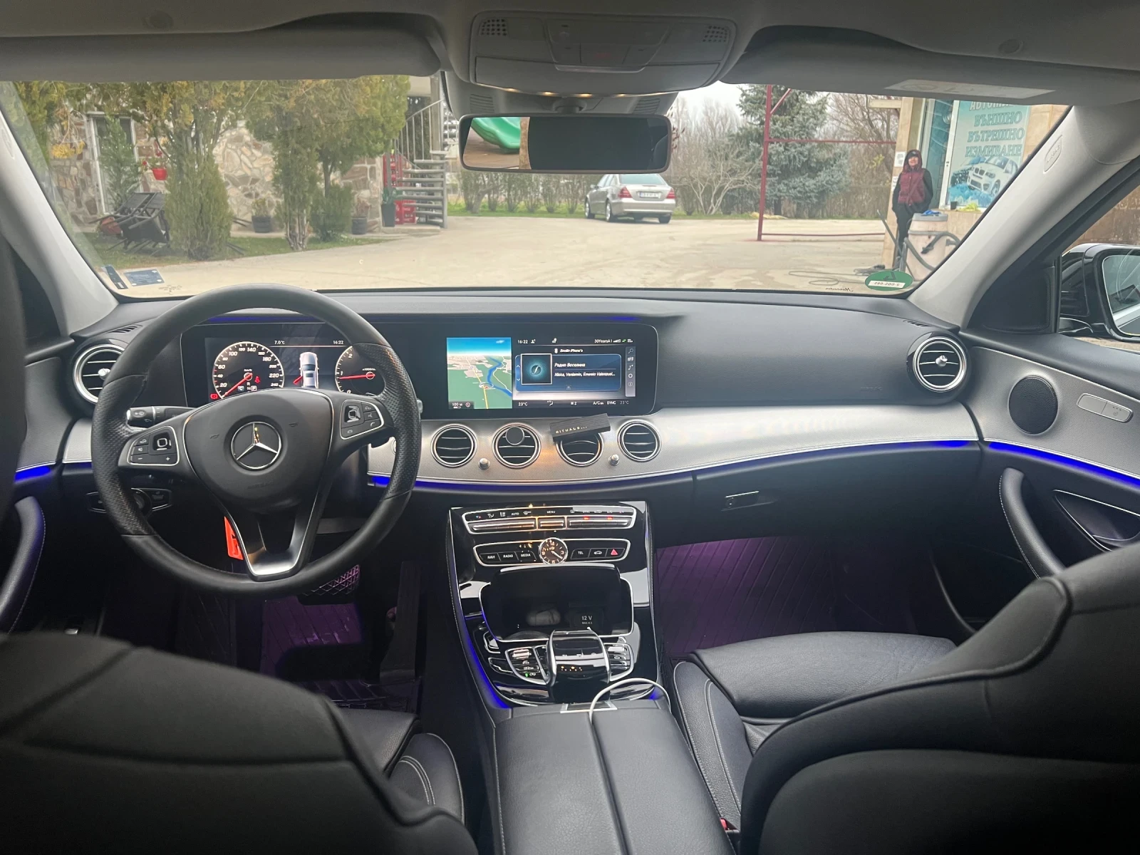 Mercedes-Benz E 220 9G TRONIC, снимка 7 - Автомобили и джипове - 55988858