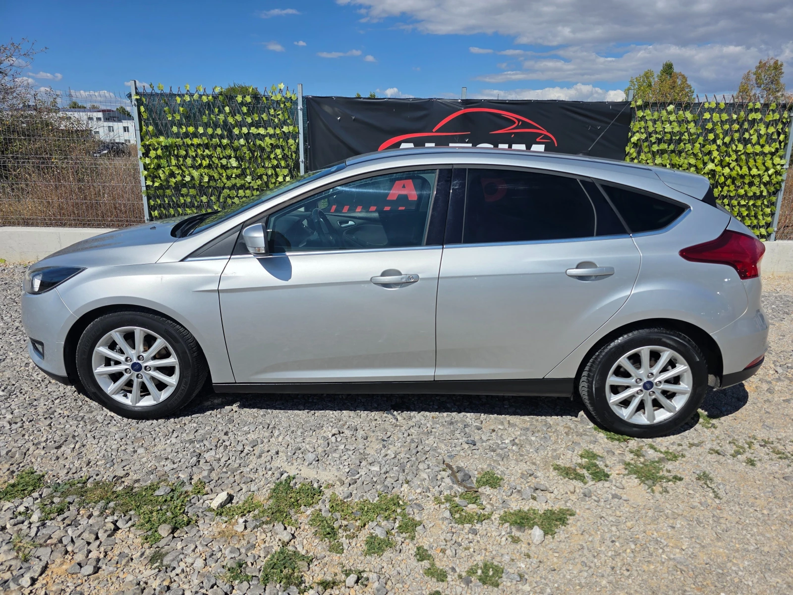 Ford Focus III-1.5 TDCI-Titanium-120 hp., снимка 8 - Автомобили и джипове - 56119342