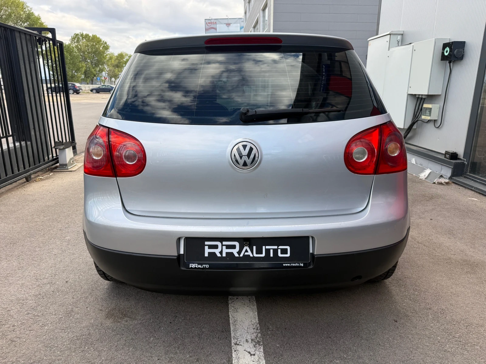 VW Golf 2.0 SDI, снимка 4 - Автомобили и джипове - 56248512
