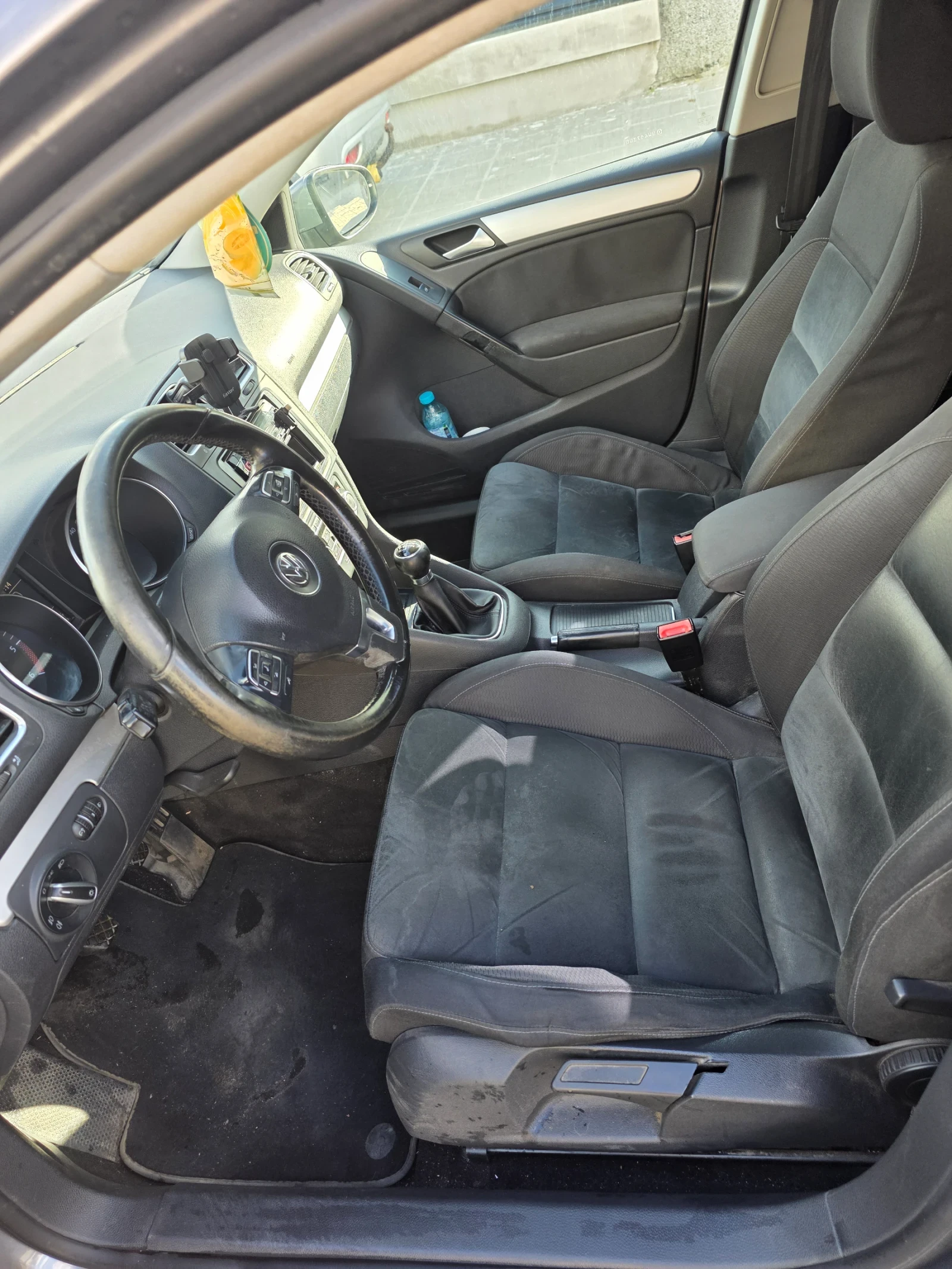 VW Golf 2000TDI, снимка 7 - Автомобили и джипове - 56533077