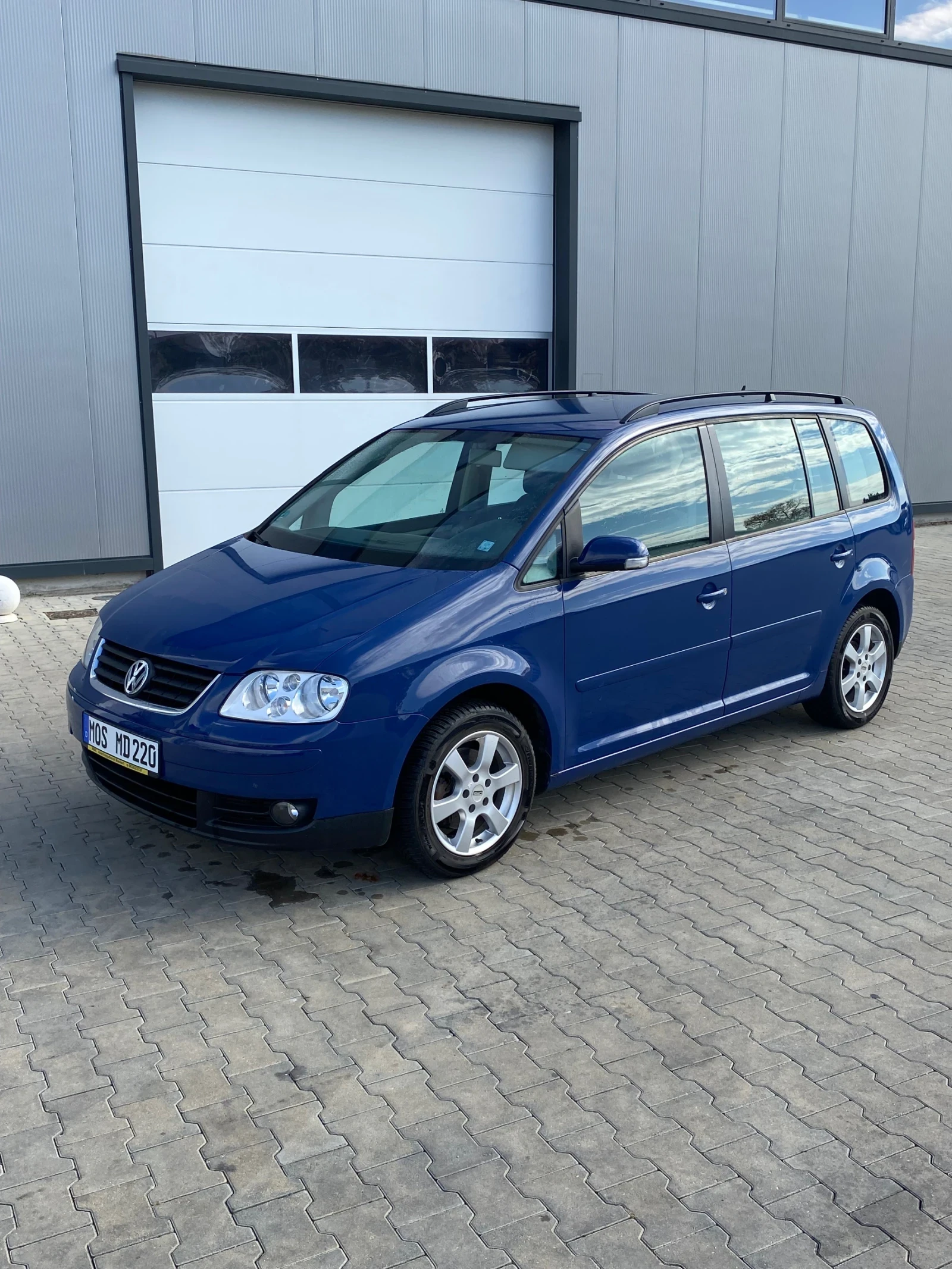 VW Touran 2.0TDI 8клапана BMM, снимка 3 - Автомобили и джипове - 56638400
