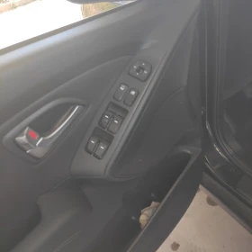 Обява за продажба на Hyundai IX35 Бензин евро 5  ~12 400 лв. - изображение 10 | Auto.bg Обява за продажба на Hyundai IX35 Бензин евро 5  ~12 400 лв. - изображение 10