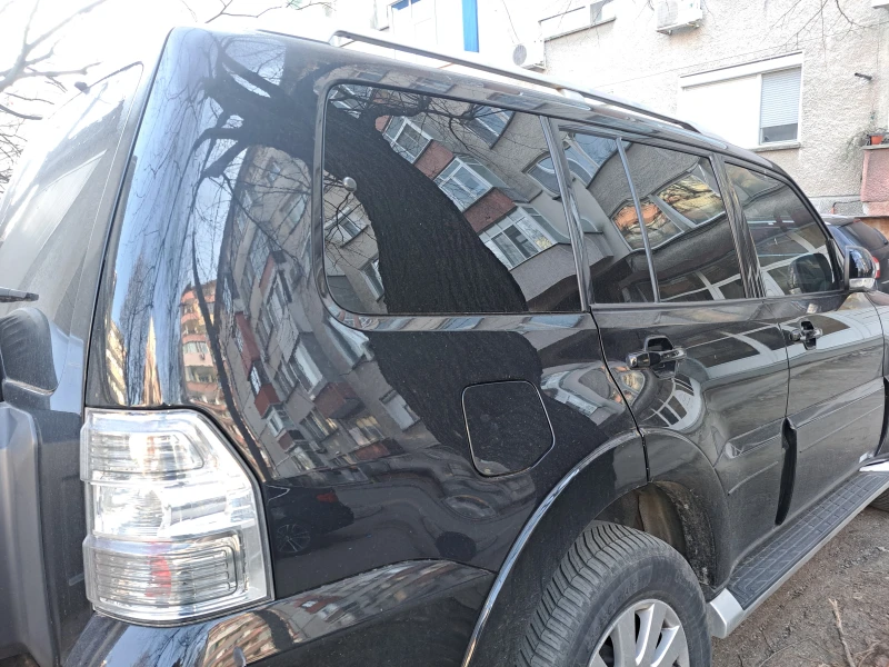 Mitsubishi Pajero, снимка 4 - Автомобили и джипове - 48392274