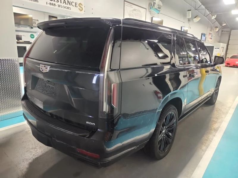 Cadillac Escalade * SPORT PLATINUM * CARFAX * БЕЗ ПЪРВОНАЧАЛНА ВНОСК, снимка 3 - Автомобили и джипове - 52837679