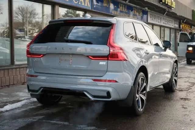 Volvo XC60 * Ultimate Dark Theme T8 * 360 * H/K, снимка 6 - Автомобили и джипове - 54419046