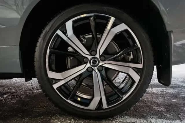 Volvo XC60 * Ultimate Dark Theme T8 * 360 * H/K, снимка 10 - Автомобили и джипове - 54419046