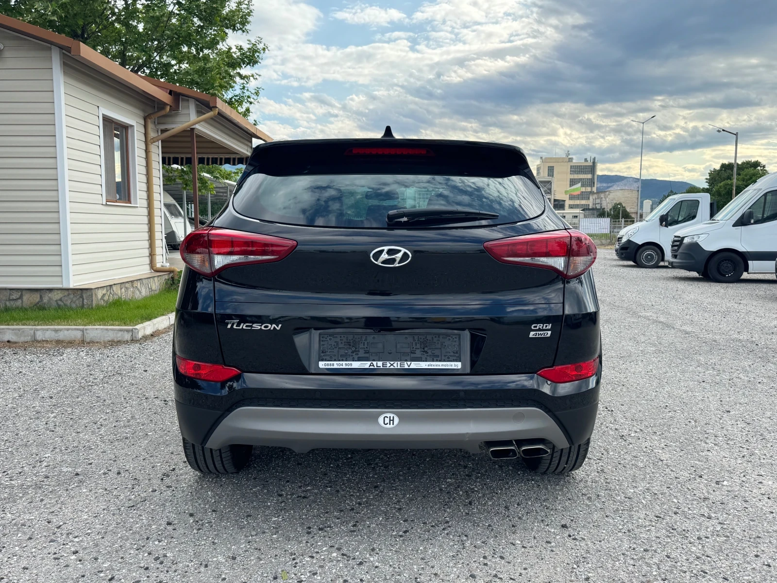Hyundai Tucson 2.0CRDI 185к.с Автоматик  - изображение 5