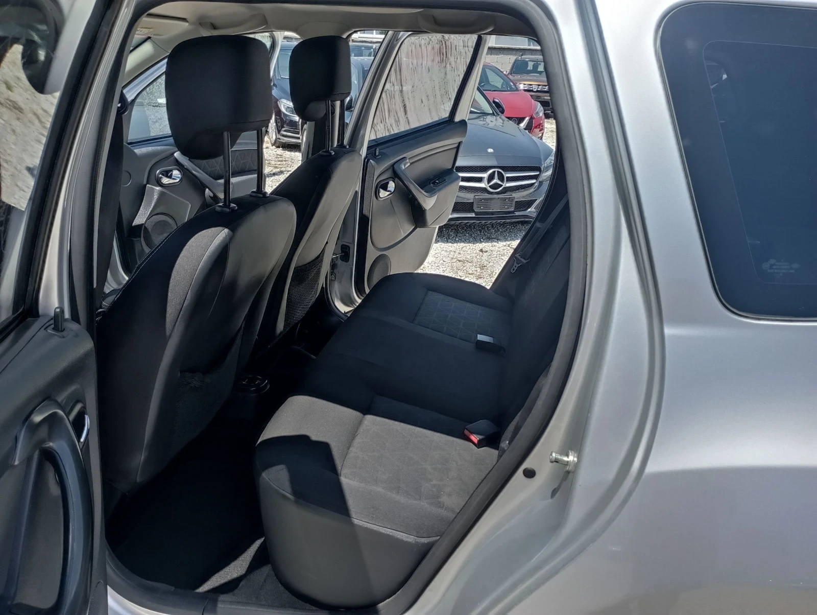 Dacia Duster 1.5DCI, Нави, Италия. - изображение 7