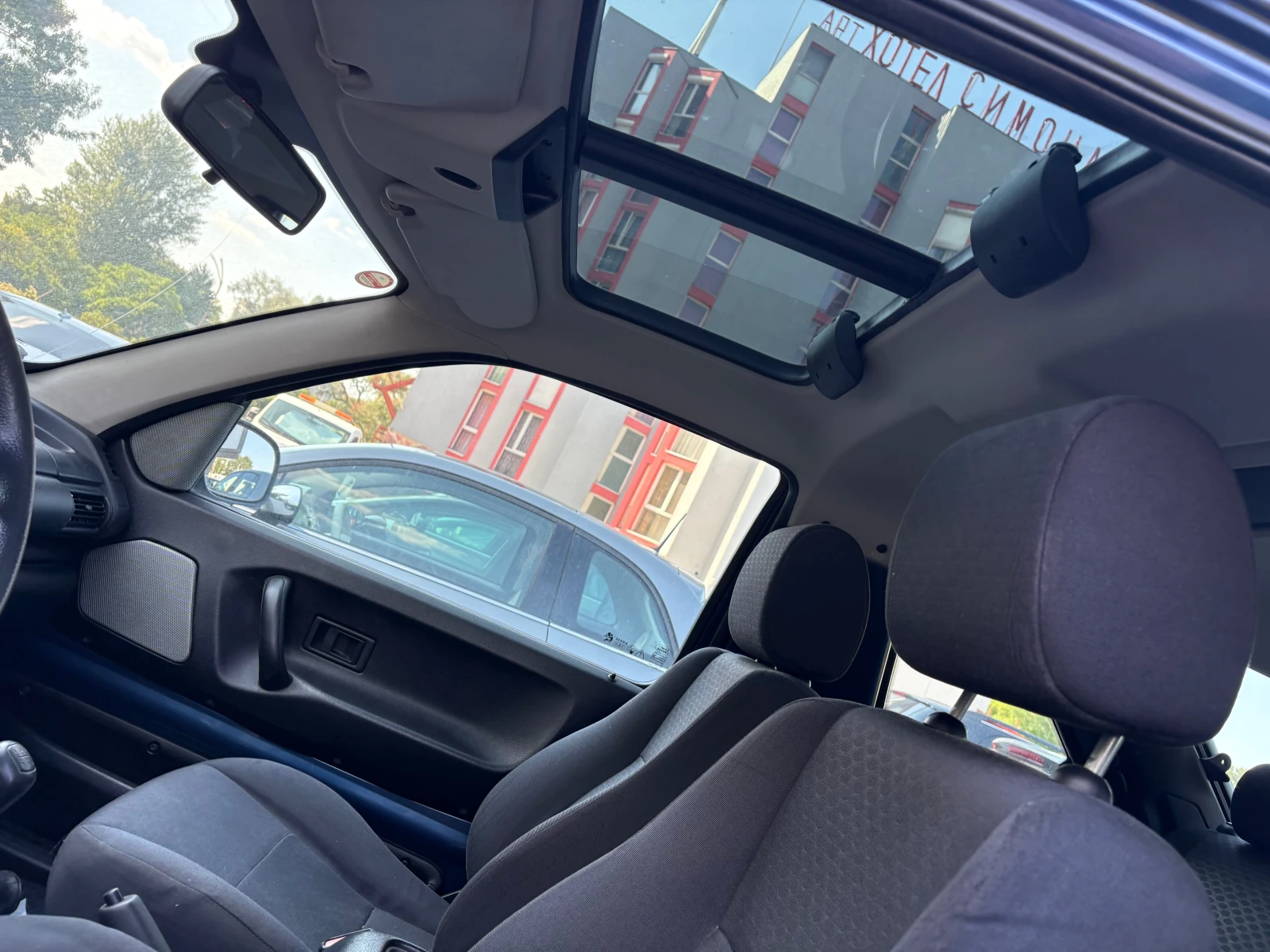 Land Rover Freelander 2.0 TD4 - изображение 6