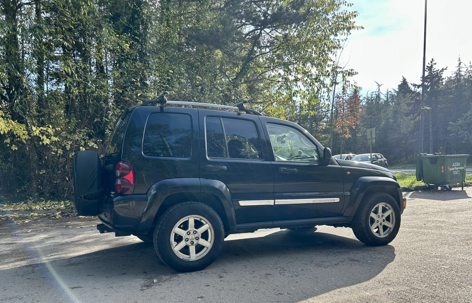 Jeep Cherokee  - изображение 5