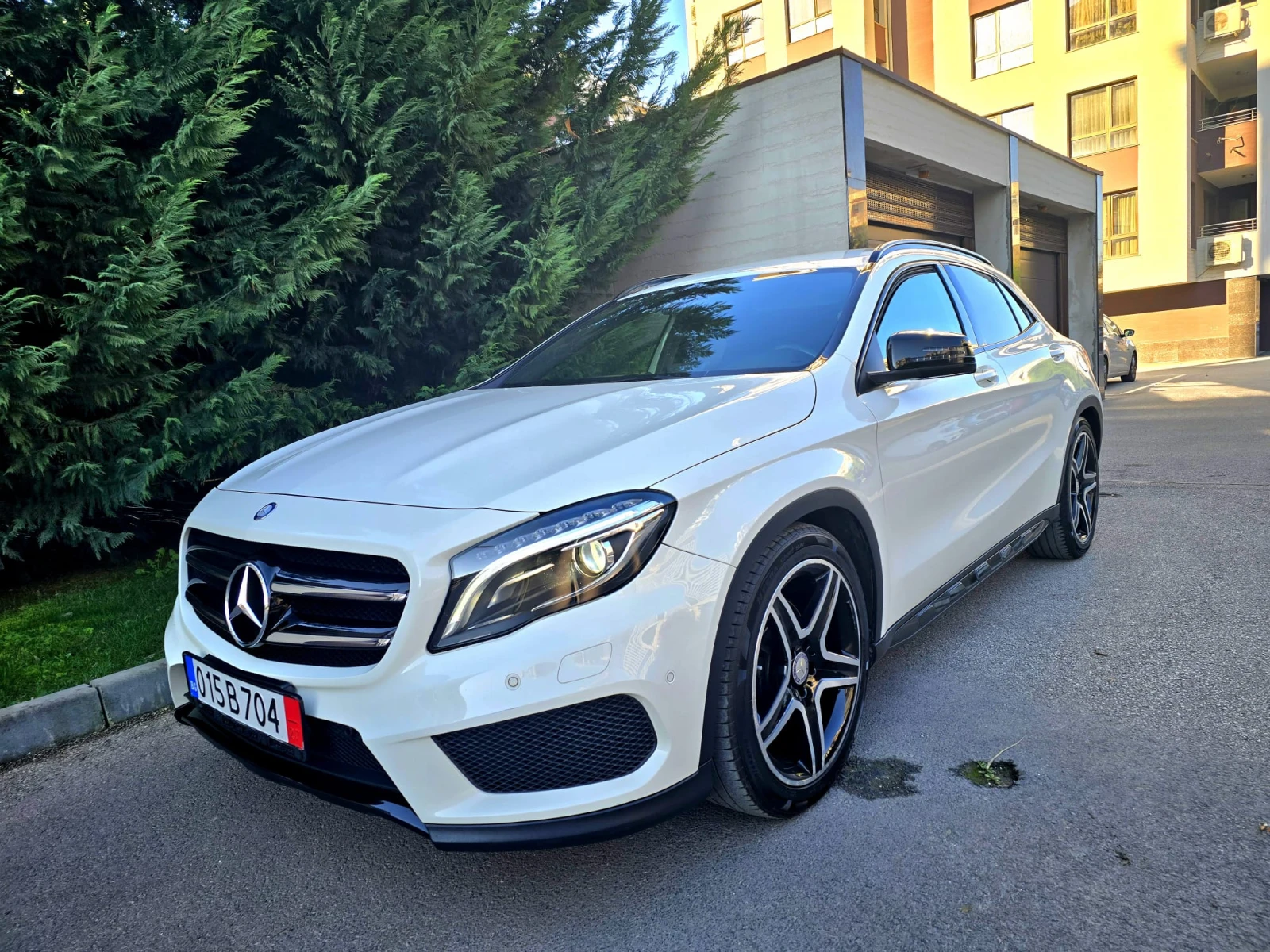 Mercedes-Benz GLA 220 4MATIC AMG PACK - изображение 3