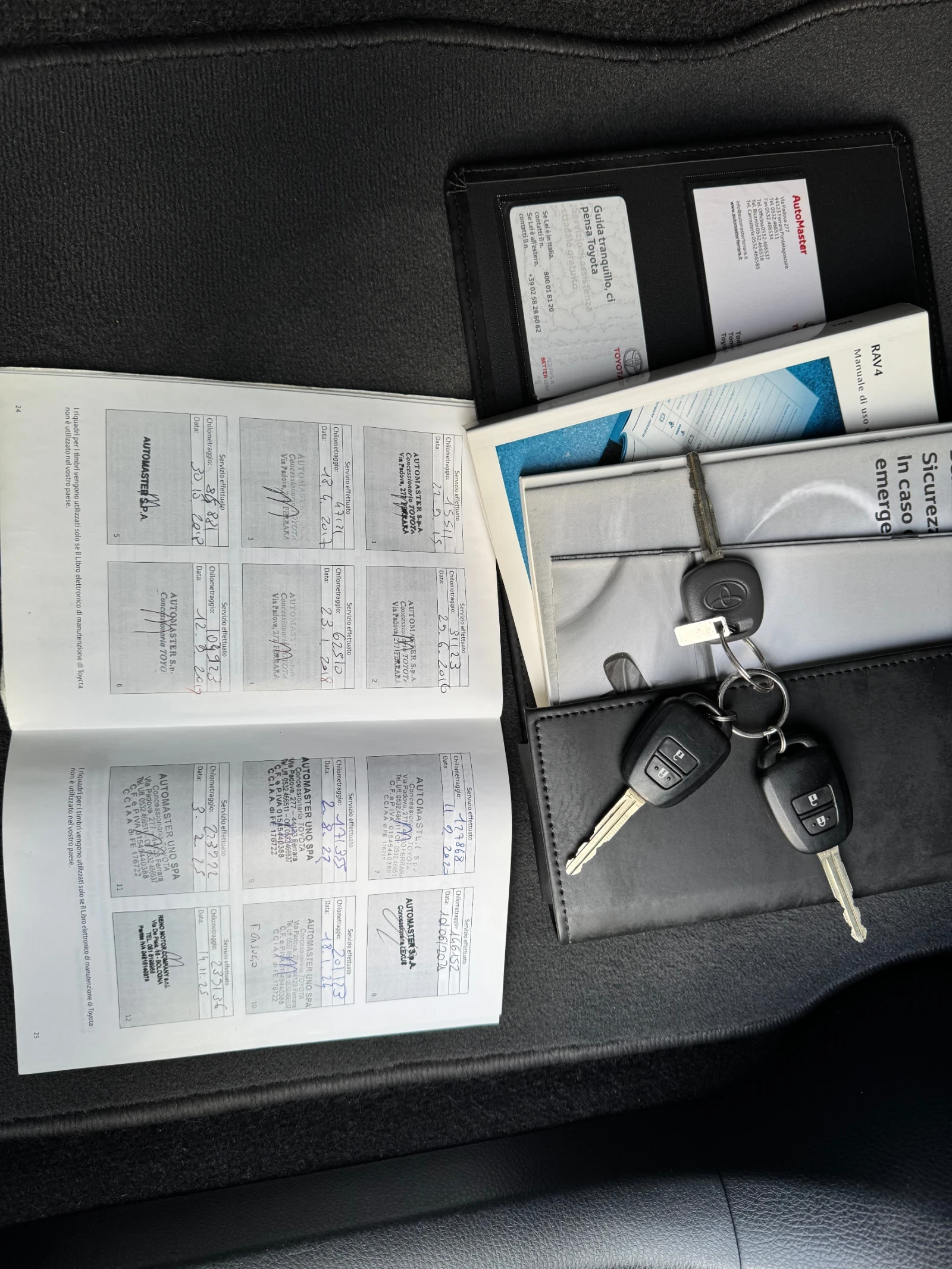 Toyota Rav4 2.0D 122кс Нави Кам 6-ск 3-ключа 14г История.LED, снимка 10 - Автомобили и джипове - 53714090