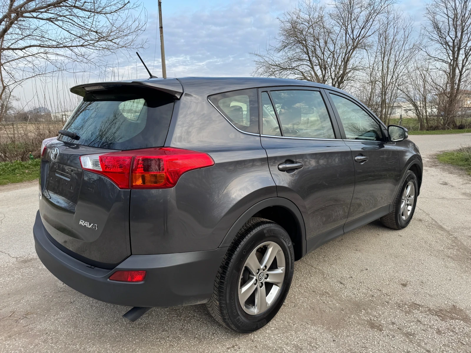 Toyota Rav4 2.0D 122кс Нави Кам 6-ск 3-ключа 14г История.LED, снимка 5 - Автомобили и джипове - 53714090