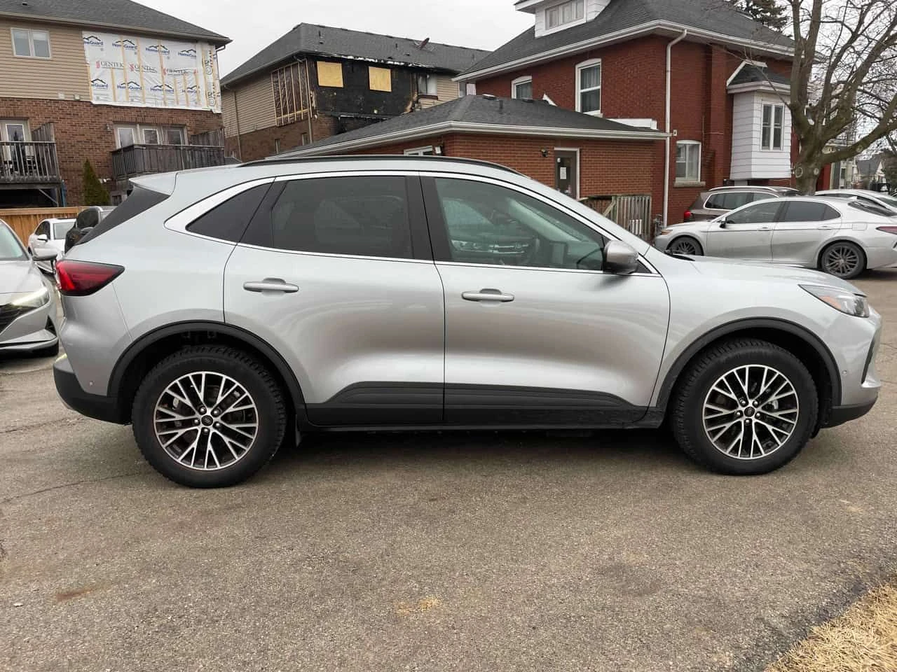 Ford Escape PHEV  CARFAX | Mobile.bg � ����������� 3