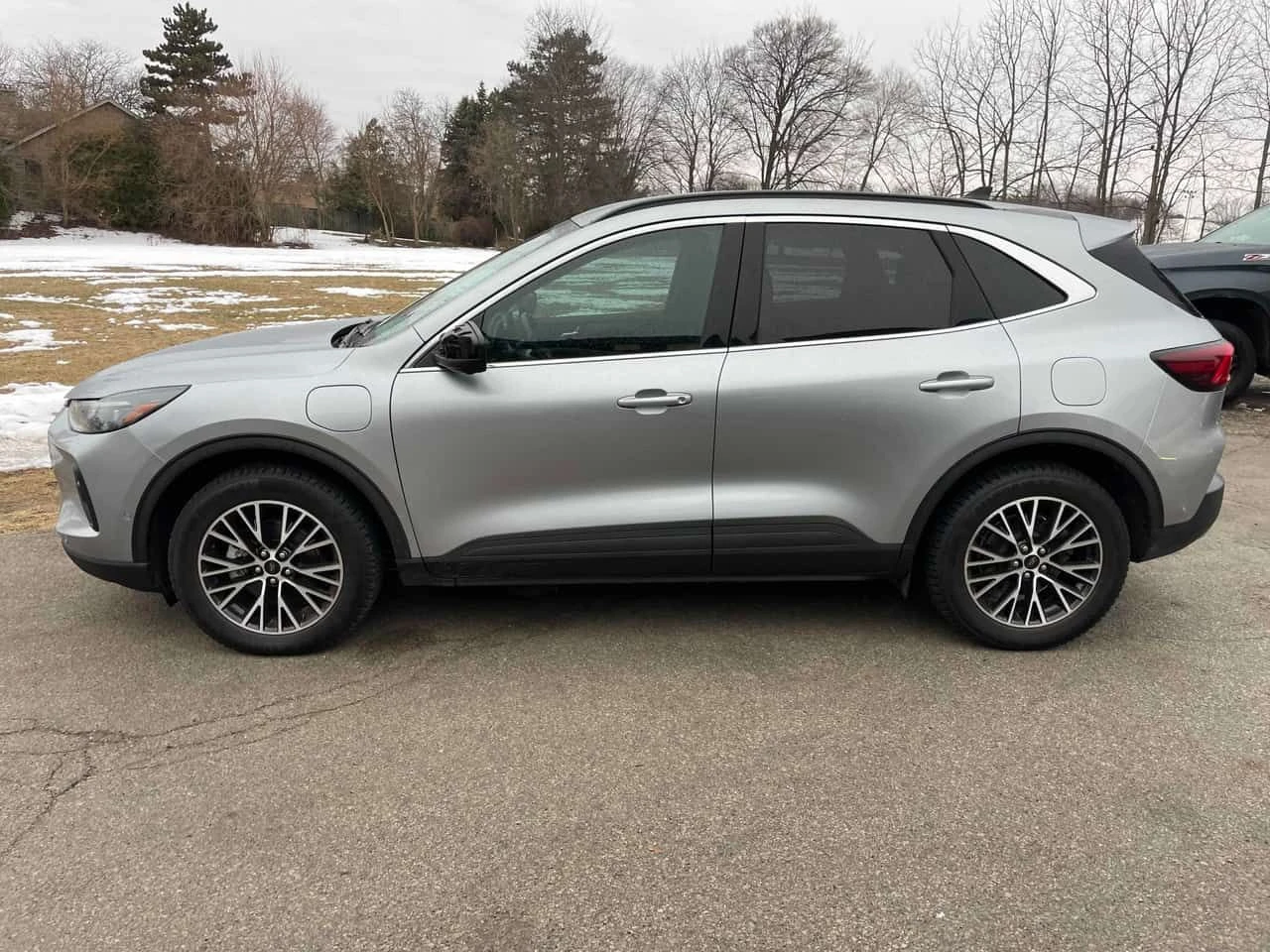 Ford Escape PHEV  CARFAX | Mobile.bg � ����������� 2