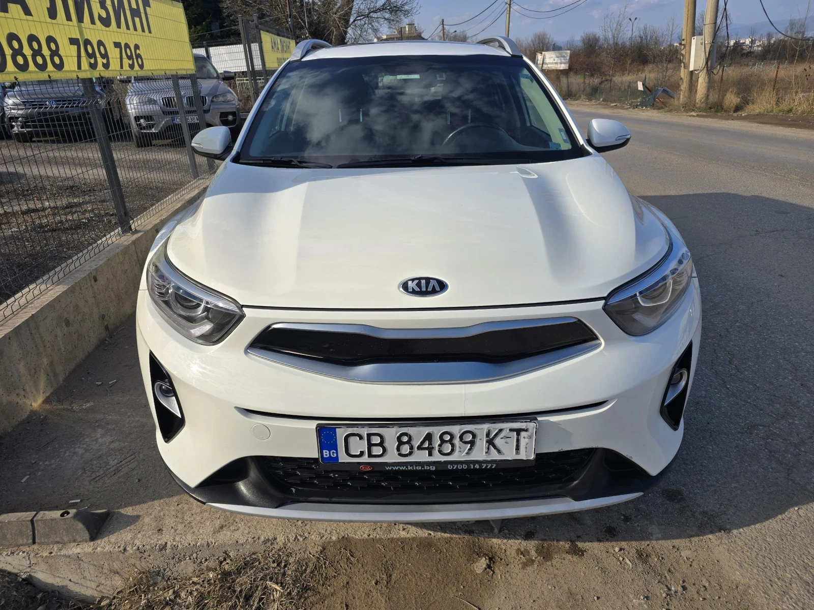 Kia Stonic 1.6 CRDI/FULL/ЕДИН СОБСТВЕНИК/РЕАЛНИ КИЛОМЕТРИ, снимка 2 - Автомобили и джипове - 53746860
