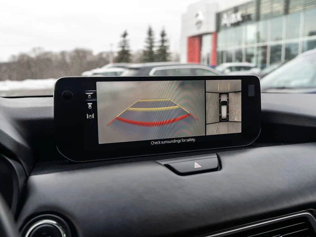 Mazda CX-90 * GT P AWD * ПОДГРЕВ * ОБДУХВАНЕ * ПАНОРАМА * 360, снимка 15 - Автомобили и джипове - 54112940