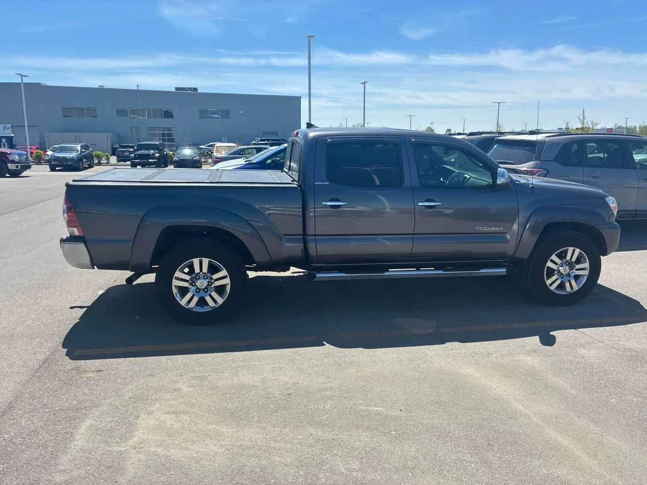 Toyota Tacoma * 4WD Double Cab V6 Auto* АВТОКРЕДИТ* , снимка 3 - Автомобили и джипове - 54657435