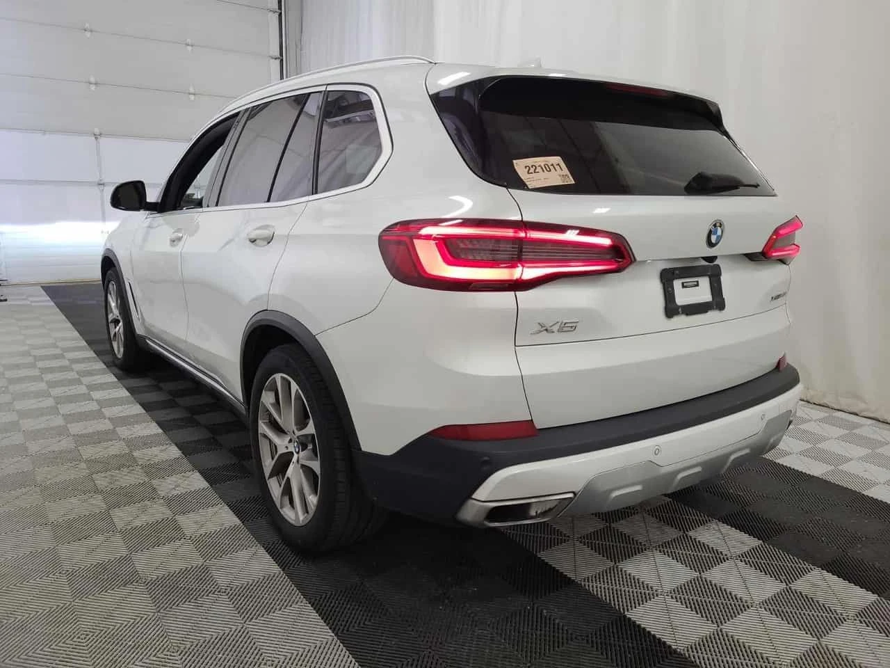 BMW X5 * xDrive40i * CARFAX * ЦЕНА ДО БГ, снимка 4 - Автомобили и джипове - 54710312