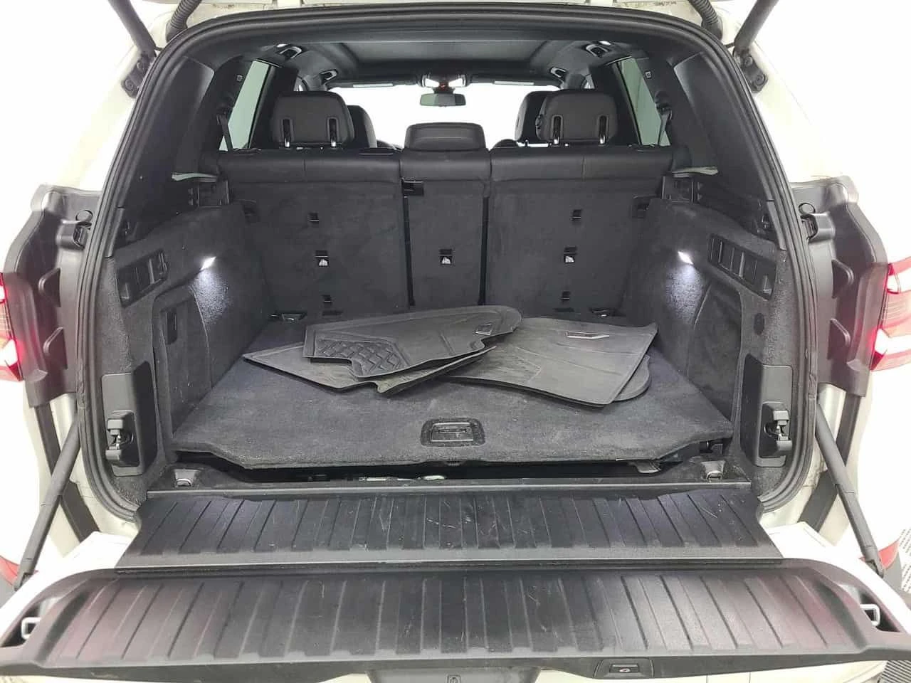 BMW X5 * xDrive40i * CARFAX * ЦЕНА ДО БГ, снимка 13 - Автомобили и джипове - 54710312
