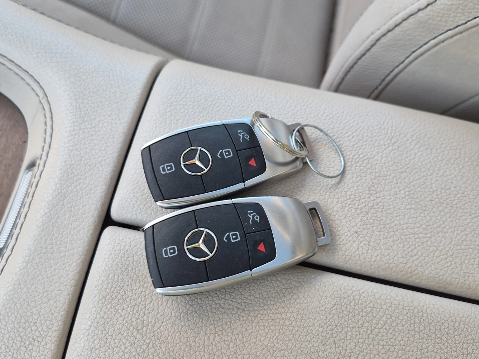 Mercedes-Benz GLE 350 CARFAX, снимка 17 - Автомобили и джипове - 55806283