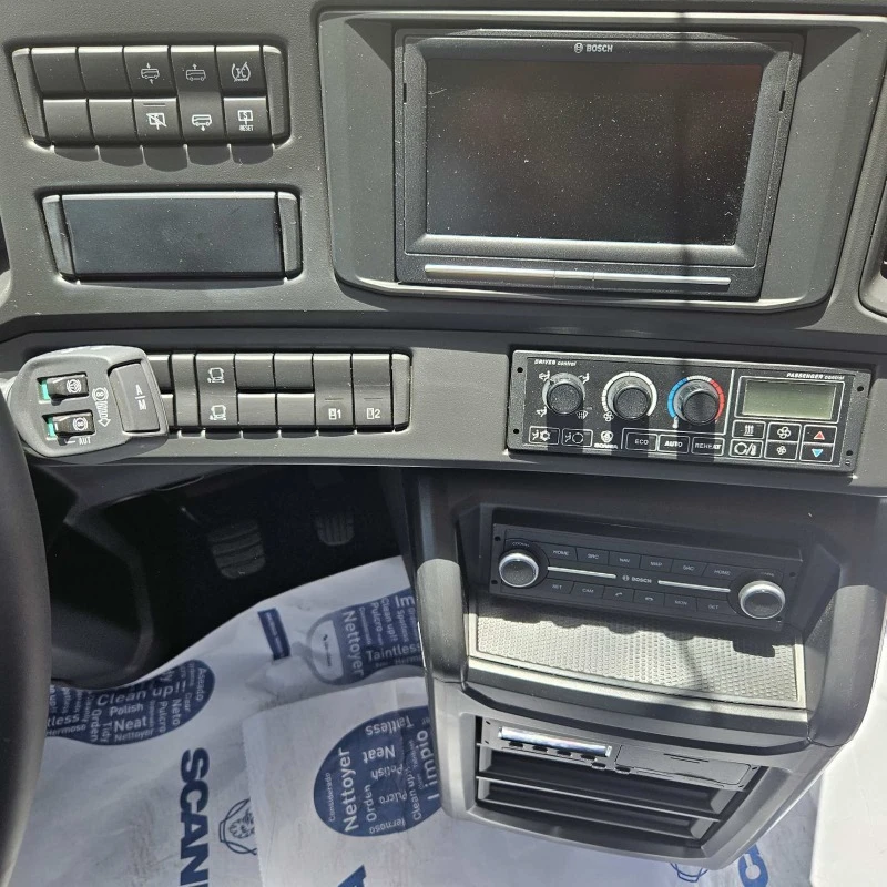 Scania Touring HD, снимка 9 - Бусове и автобуси - 42618774