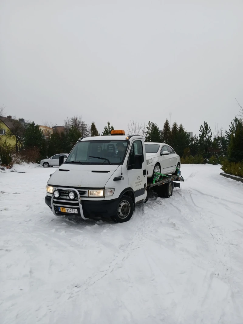 Iveco Daily Пътна помощ 3517, снимка 4 - Бусове и автобуси - 48727557