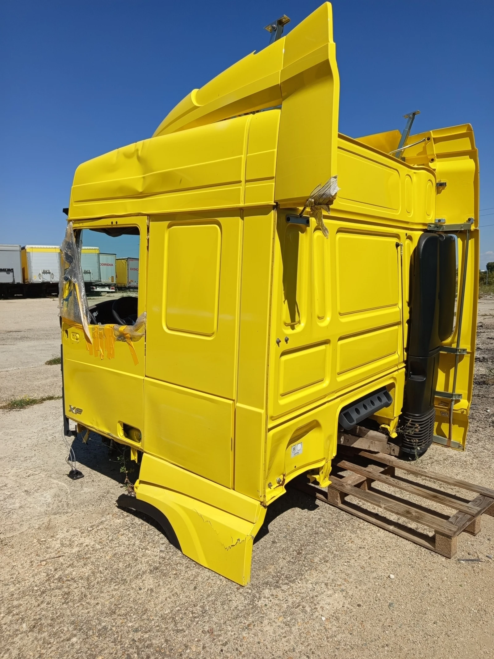 Daf XF КАБИНА, снимка 3 - Камиони - 56066126