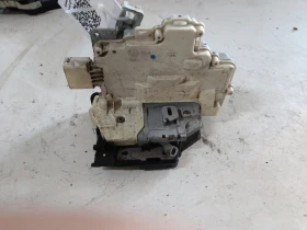 ����� �� �������� �� ����� (����� ����) 3C4839015C Audi Q7