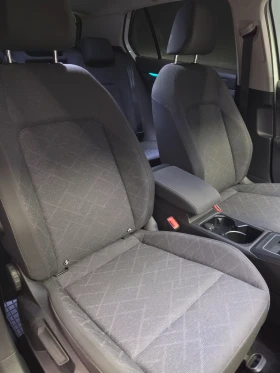 VW Golf 8* 2.0TDI* DSG* DIGITAL* LINE ASSIST* ACC* CARPLAY, снимка 10