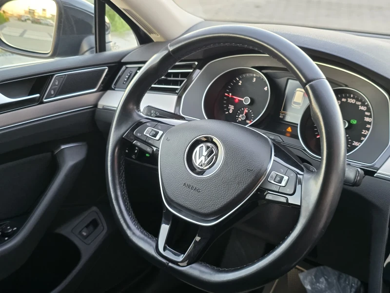 VW Passat 2.0TDI/190KS/AVTOMAT/NARDOGrey/FUL-SERVICE, снимка 11 - Автомобили и джипове - 51539086