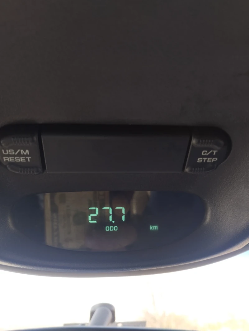 Chrysler Voyager, снимка 5 - Автомобили и джипове - 52350307