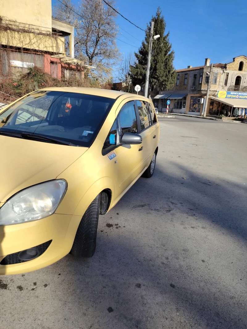 Opel Zafira, снимка 4 - Автомобили и джипове - 52658169