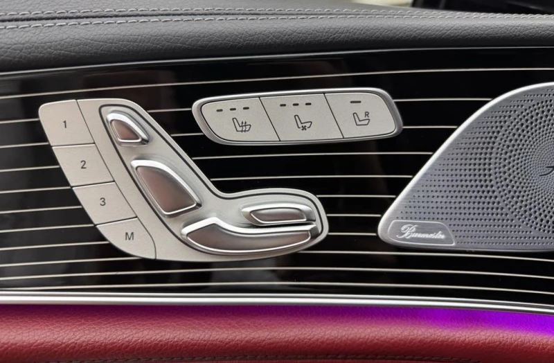 Mercedes-Benz CLS 53 AMG 4Matic+ , снимка 11 - Автомобили и джипове - 52833326