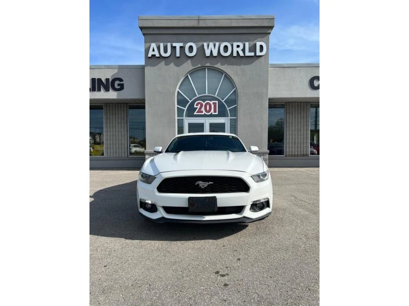 Ford Mustang * * CARFAX * * АВТО КРЕДИТ * * , снимка 2 - Автомобили и джипове - 53079543