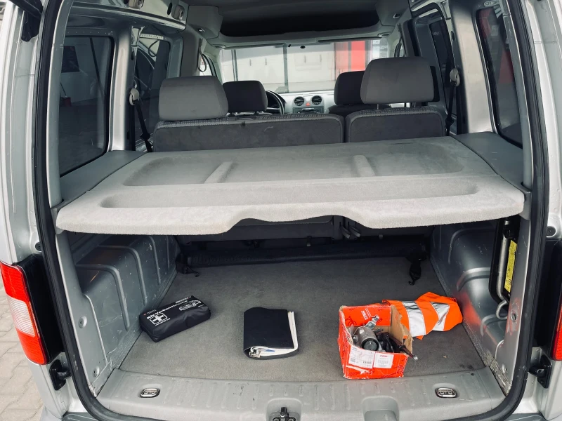 VW Caddy 1.9 TDI, снимка 10 - Автомобили и джипове - 53282929