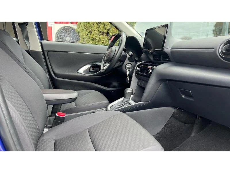 Toyota Yaris Cross 1, 5 Hybrid Light, снимка 10 - Автомобили и джипове - 53603368