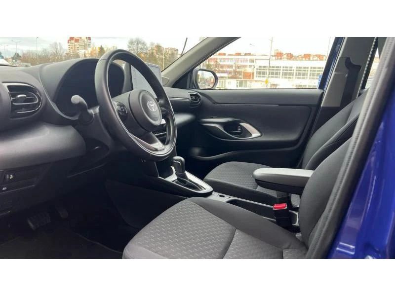 Toyota Yaris Cross 1, 5 Hybrid Light, снимка 9 - Автомобили и джипове - 53603368