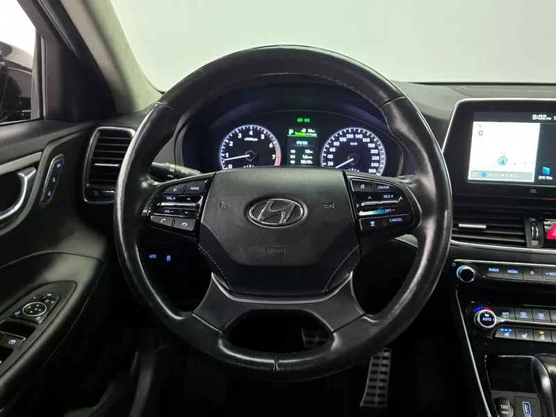Hyundai Grandeur 3.3 Celebrity, снимка 13 - Автомобили и джипове - 55689844