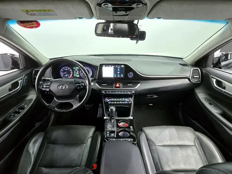 Hyundai Grandeur 3.3 Celebrity, снимка 7 - Автомобили и джипове - 55689844