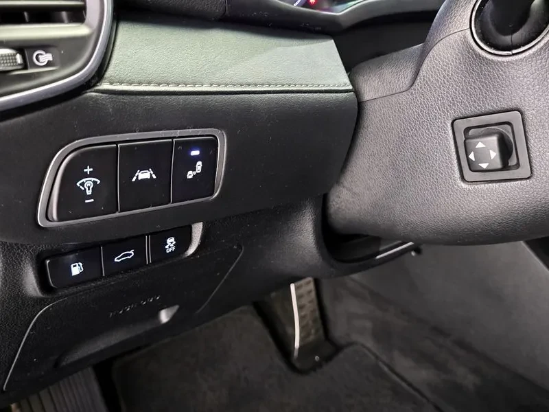Hyundai Grandeur 3.3 Celebrity, снимка 14 - Автомобили и джипове - 55689844
