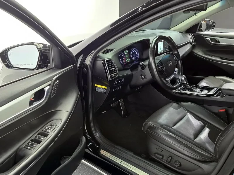 Hyundai Grandeur 3.3 Celebrity, снимка 10 - Автомобили и джипове - 55689844
