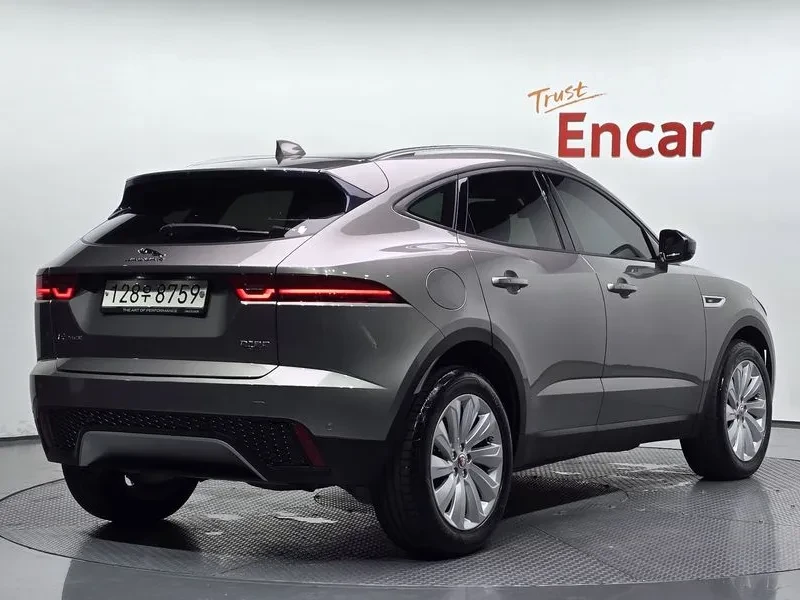 Jaguar E-pace D180 Se, снимка 2 - Автомобили и джипове - 56307858