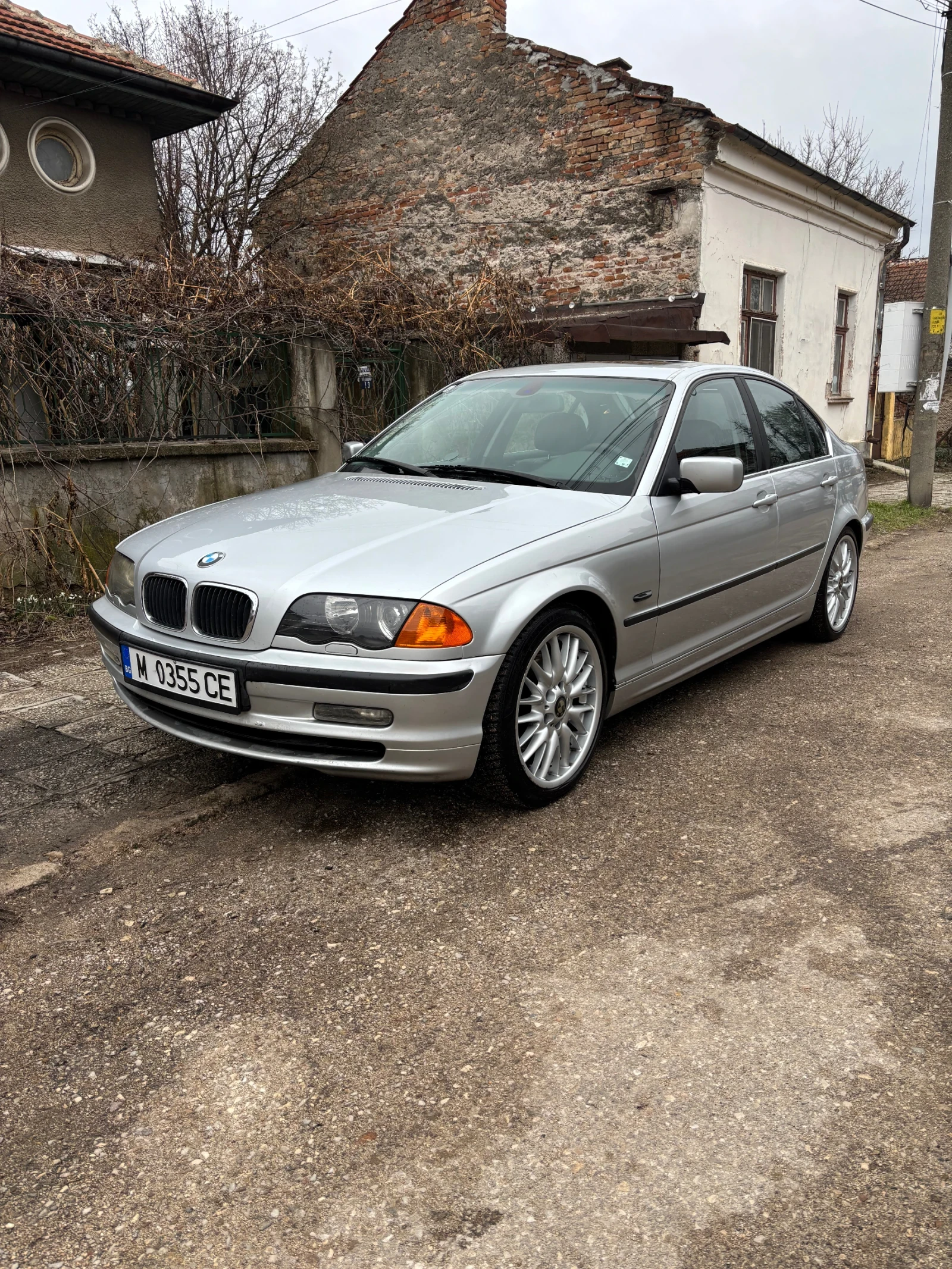BMW 330 E46 330d, снимка 1