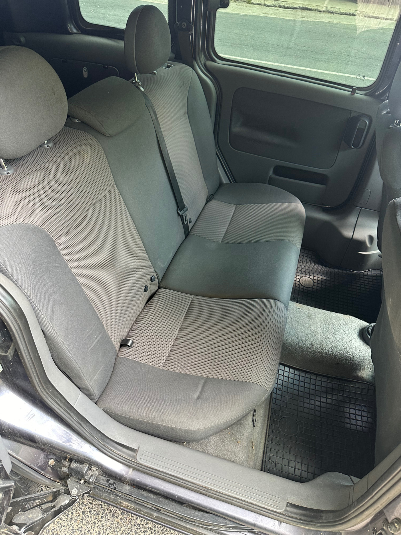 Opel Combo 1.7cdti КЛИМАТИК - изображение 8