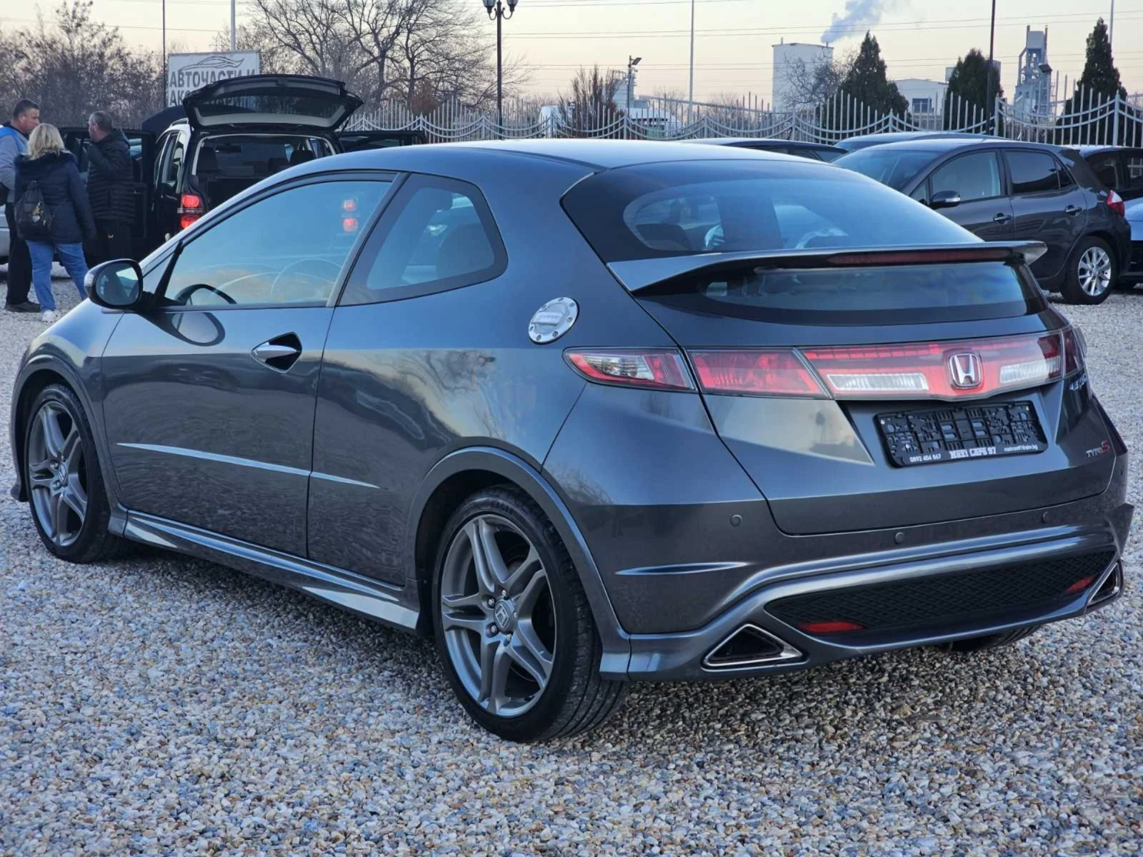 Honda Civic ПРОДАДЕНА!/1.8 i-vtec + ГАЗ/TYPE S - изображение 4